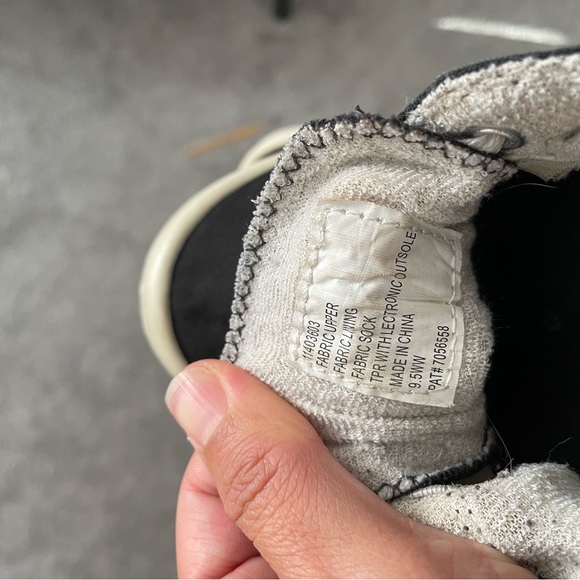 Torrid Riley Ruched wide sneaker - Picture 5 of 7